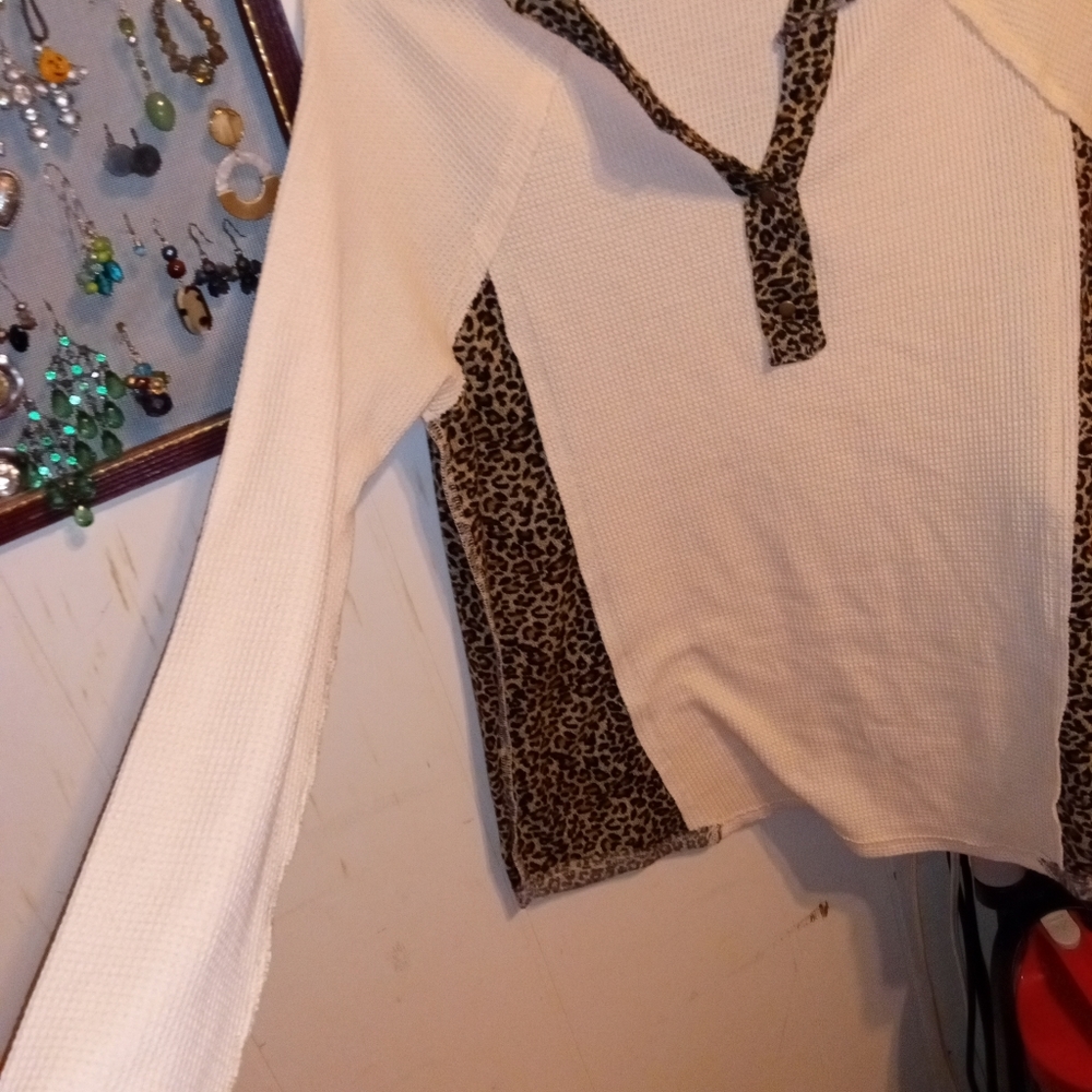 Umgee& Nine West - Picture 5 of 13